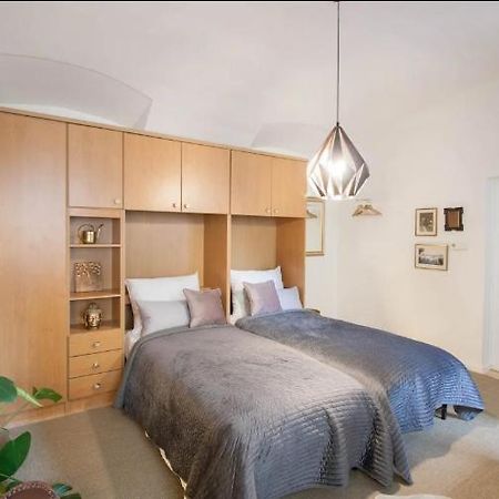 Suesses Apartment Naehe Volkstheater Vienna Esterno foto